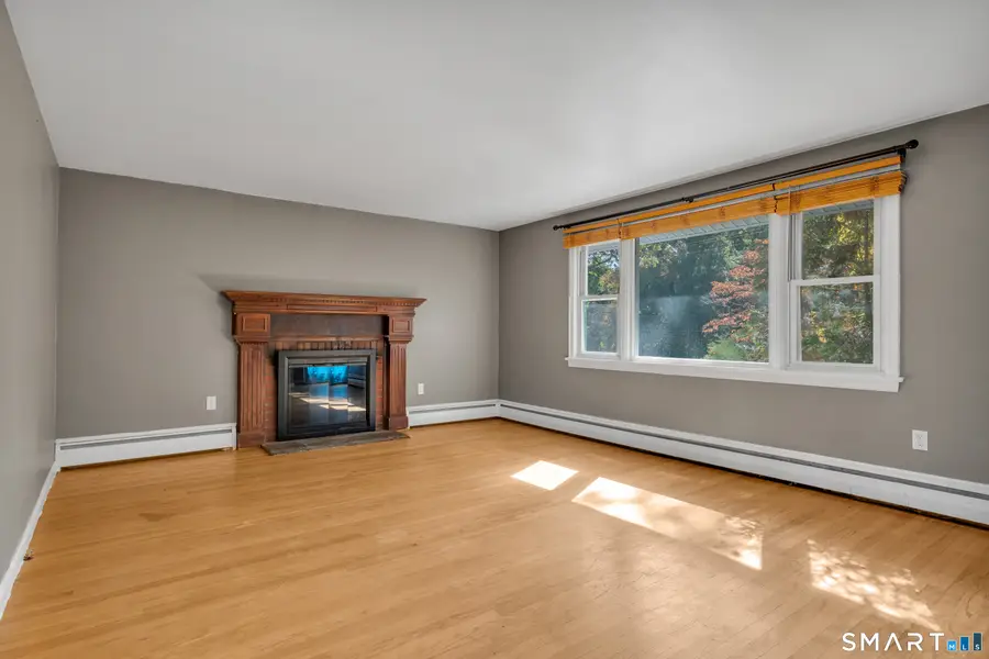 561 Old Colchester Road, Oxoboxo River, CT 06382 - #3