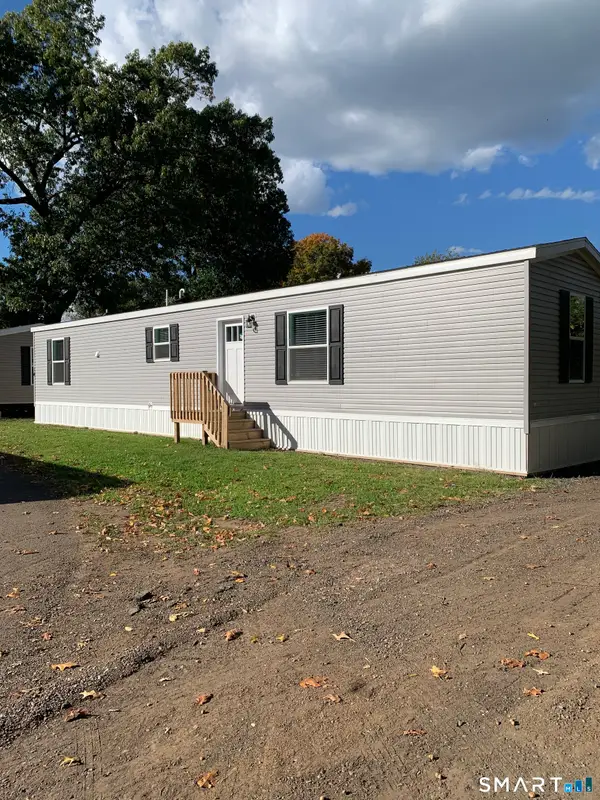 1900 North Broad Street #14, Meriden, CT 06450