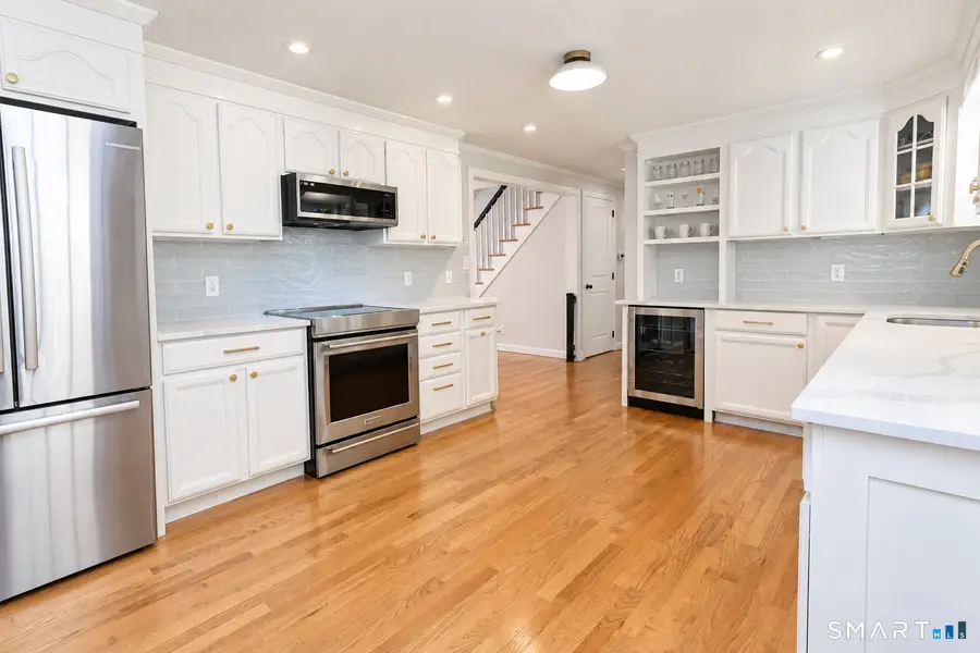 26 Ichabod Road, Simsbury, CT 06070 - #3