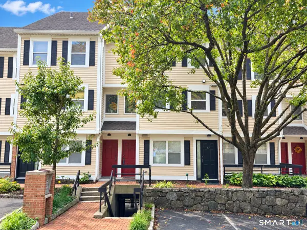 59 Highland Road #59, Stamford, CT 06902