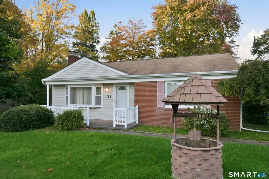 37 Colchester Avenue, East Hampton, CT 06424 - #3