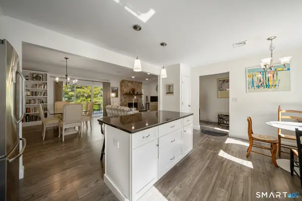 778 Heritage Village #B, Southbury, CT 06488
