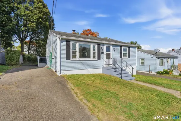 23 Hillview Avenue, Waterbury, CT 06704