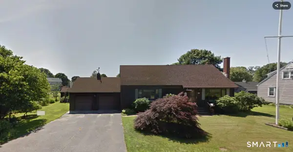 559 Oak Bluff Avenue, Stratford, CT 06615