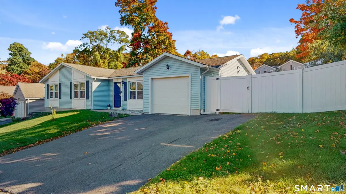 13 Dakota Trail, Bristol, CT 06010 - #1