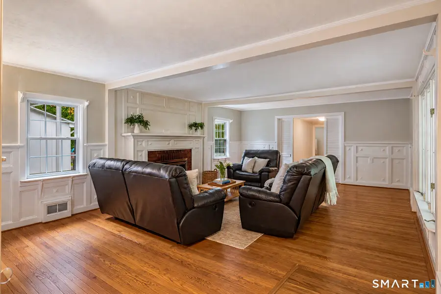 6 Raymond Road, Avon, CT 06001 - #2