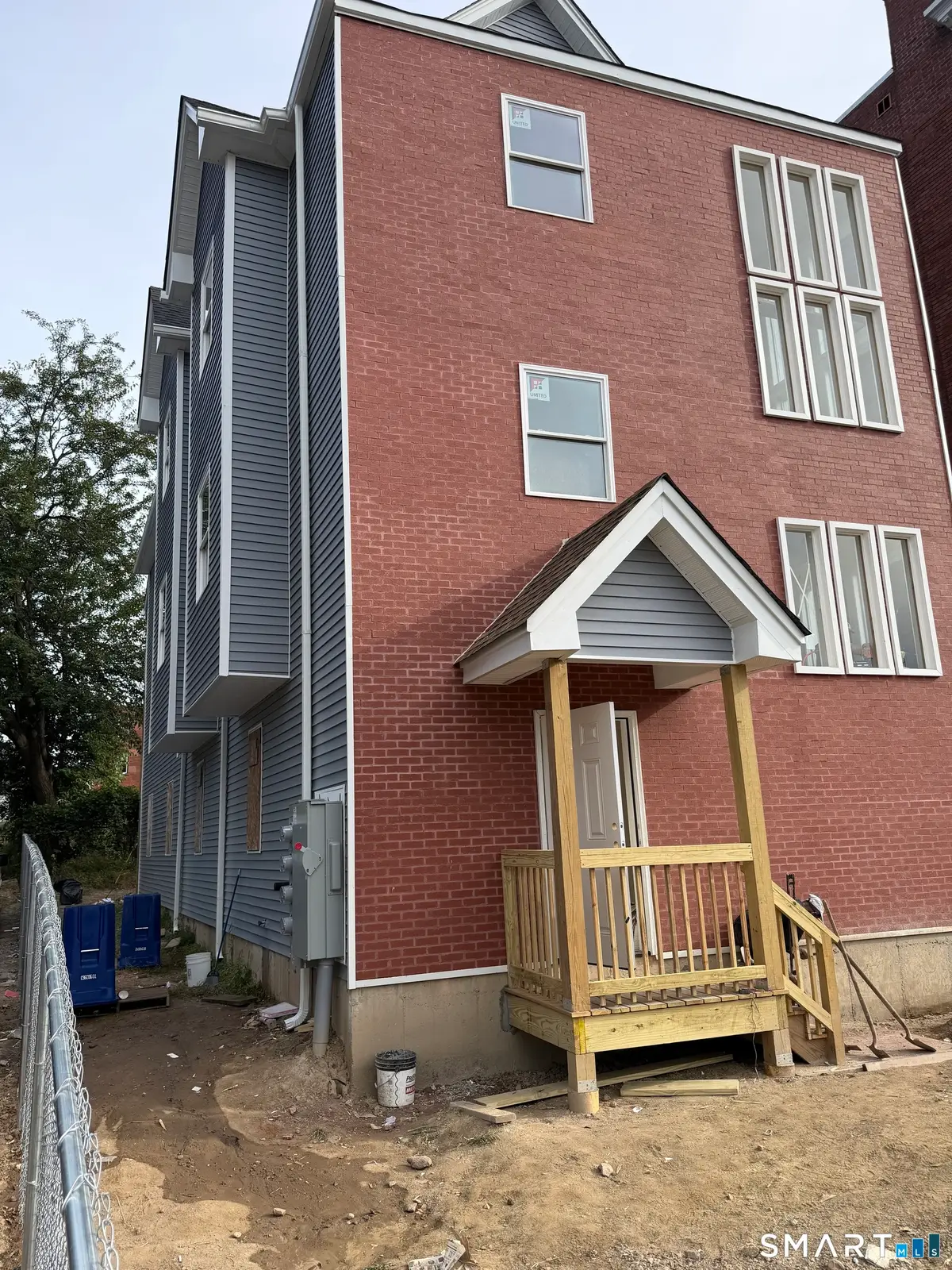 12-14 Belden Street, Hartford, CT 06120 - #1