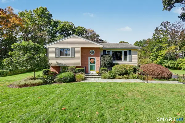 23 Rae Lane, Norwalk, CT 06850