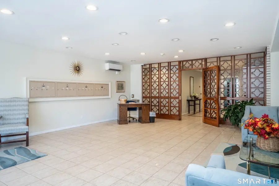 5 Bishop Road #204, West Hartford, CT 06119 - #2