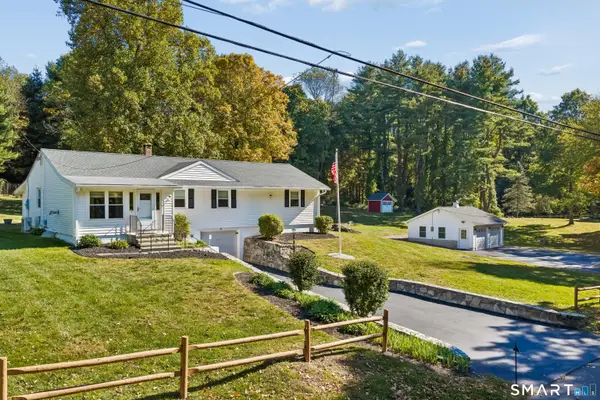 15 Flat Swamp Road, Newtown, CT 06470