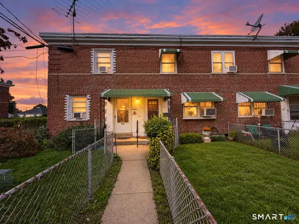 261 Court D #Building 43, 261, Bridgeport, CT 06610