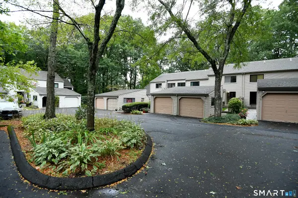 37 Farmington Chase Crescent #37, Farmington, CT 06032
