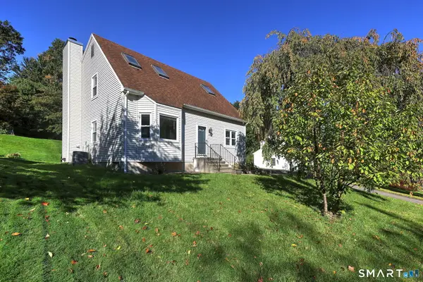 12 Brookview Lane, Middletown, CT 06457