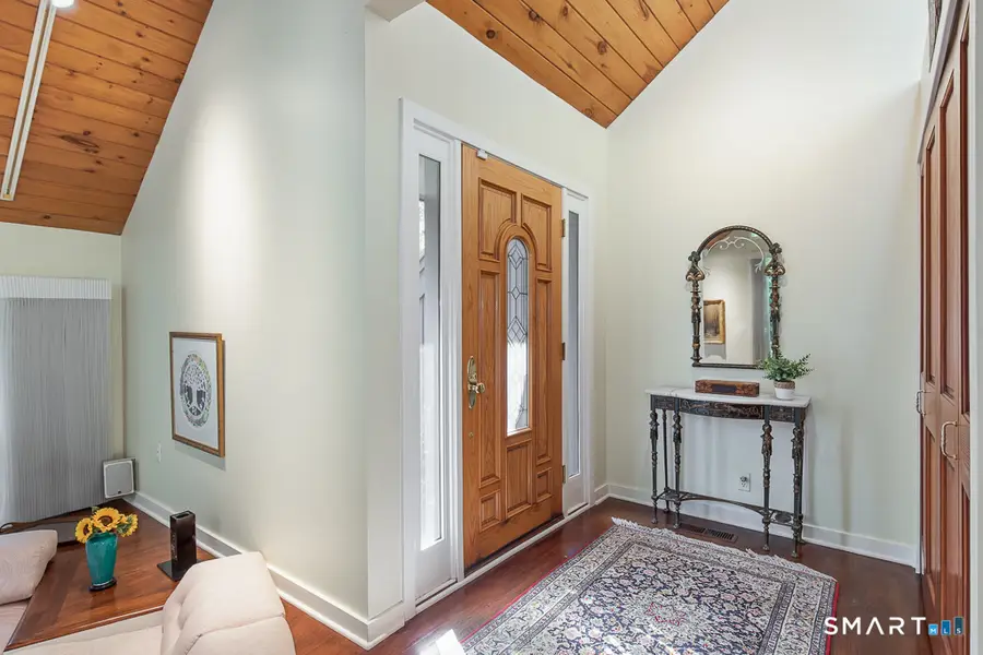 33 Rock Hill Road, Woodbridge, CT 06525 - #3