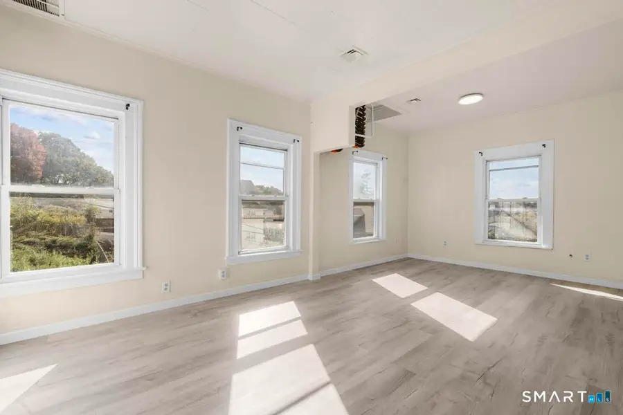 11 Bergen Street, Waterbury, CT 06706 - #3