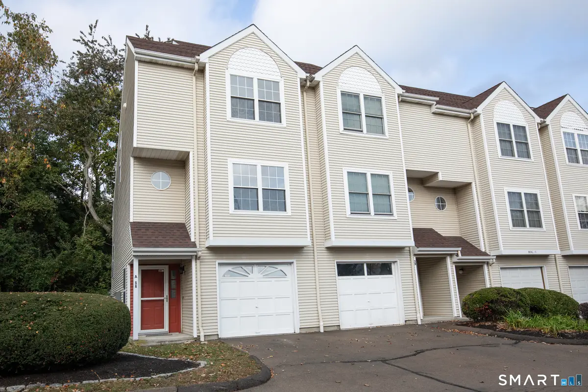 2390 State Street #5A, Hamden, CT 06517 - #1