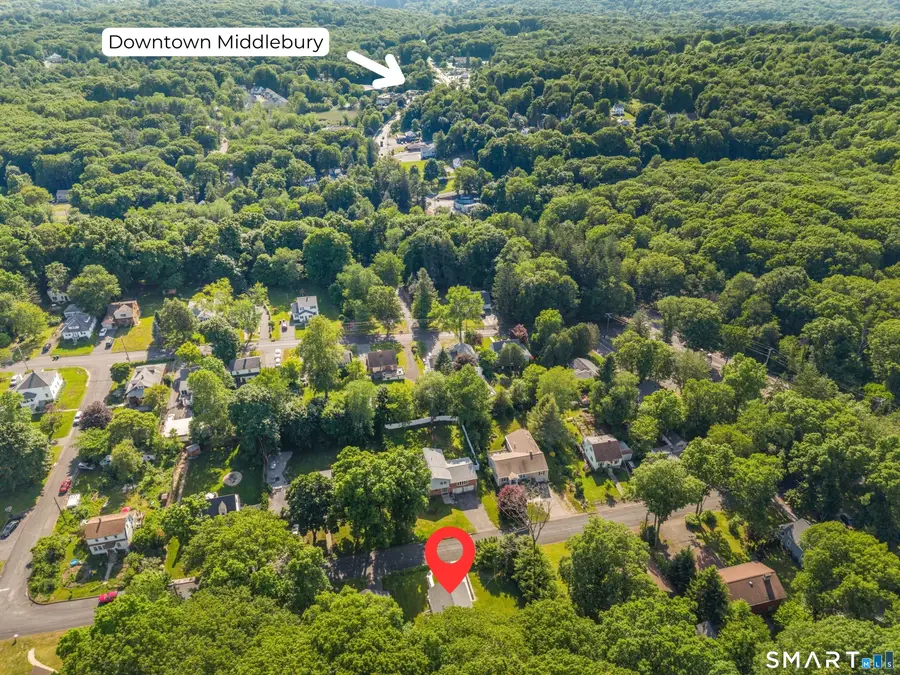 42 White Avenue, Middlebury, CT 06762 - #3