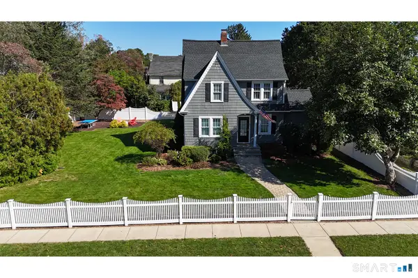 85 Newman Place, Fairfield, CT 06825