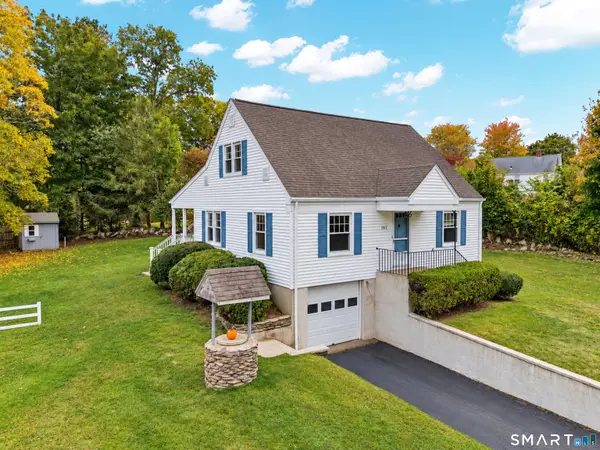 282 Boston Post Road, Waterford, CT 06385