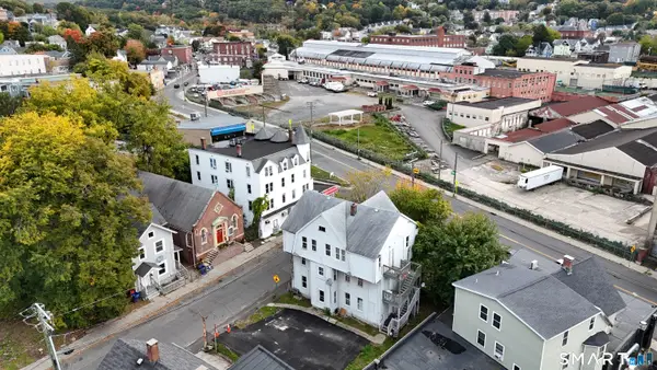 17 Burton Street, Waterbury, CT 06704