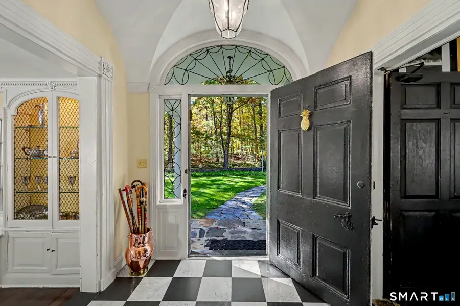 13 Lakeside Drive, Stamford, CT 06903 - #3
