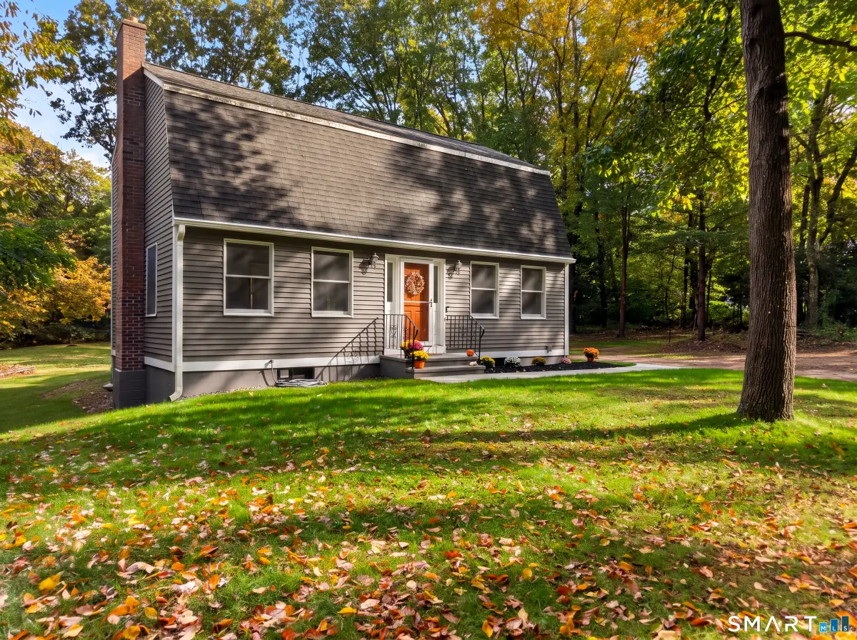 44 Inchcliffe Drive, Gales Ferry, CT 06335 - #1