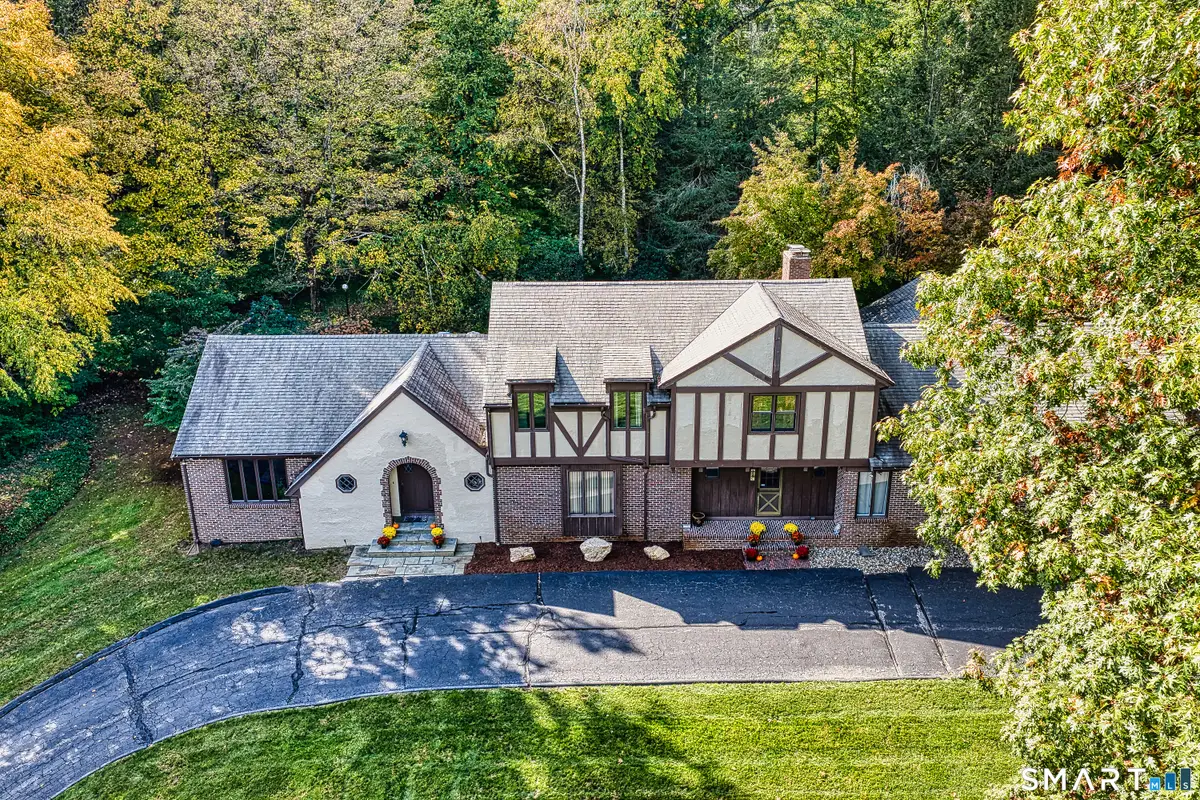 14 Tulip Tree Lane, Woodbridge, CT 06525 - #1