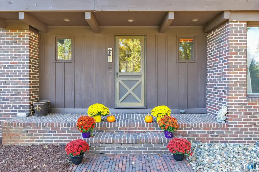 14 Tulip Tree Lane, Woodbridge, CT 06525 - #2