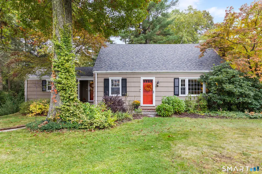7 Robin Road, Simsbury, CT 06070 - #2