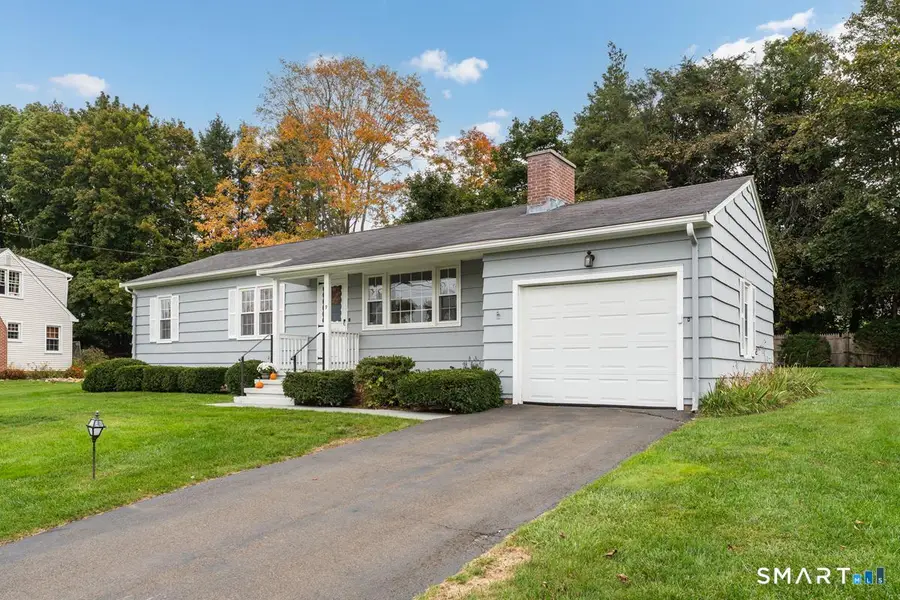 9 Victoria Drive, Branford, CT 06405 - #3