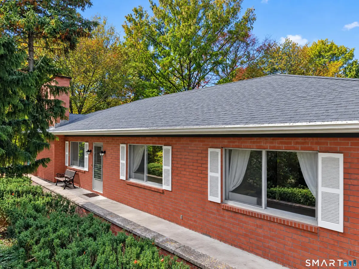 33 North High Street, Clinton, CT 06413 - #1