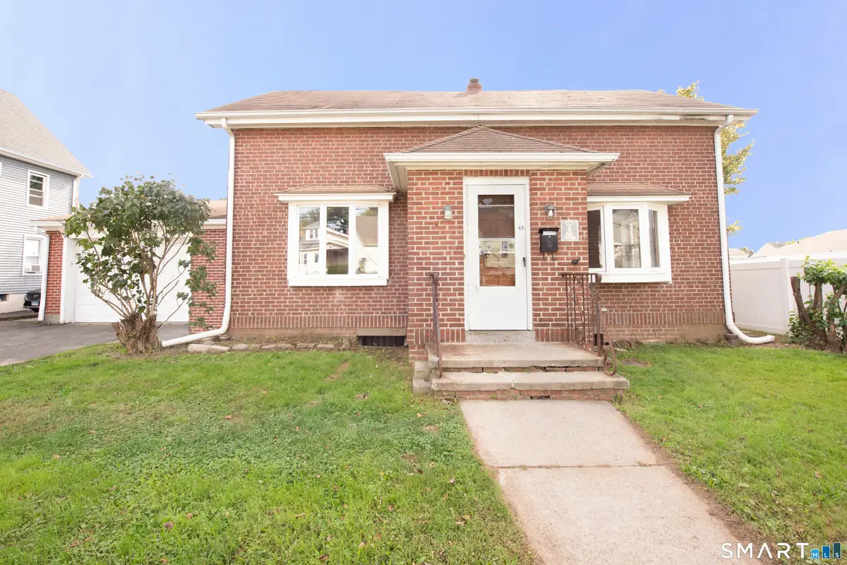 65 Arlington Street, Bridgeport, CT 06606 - #1