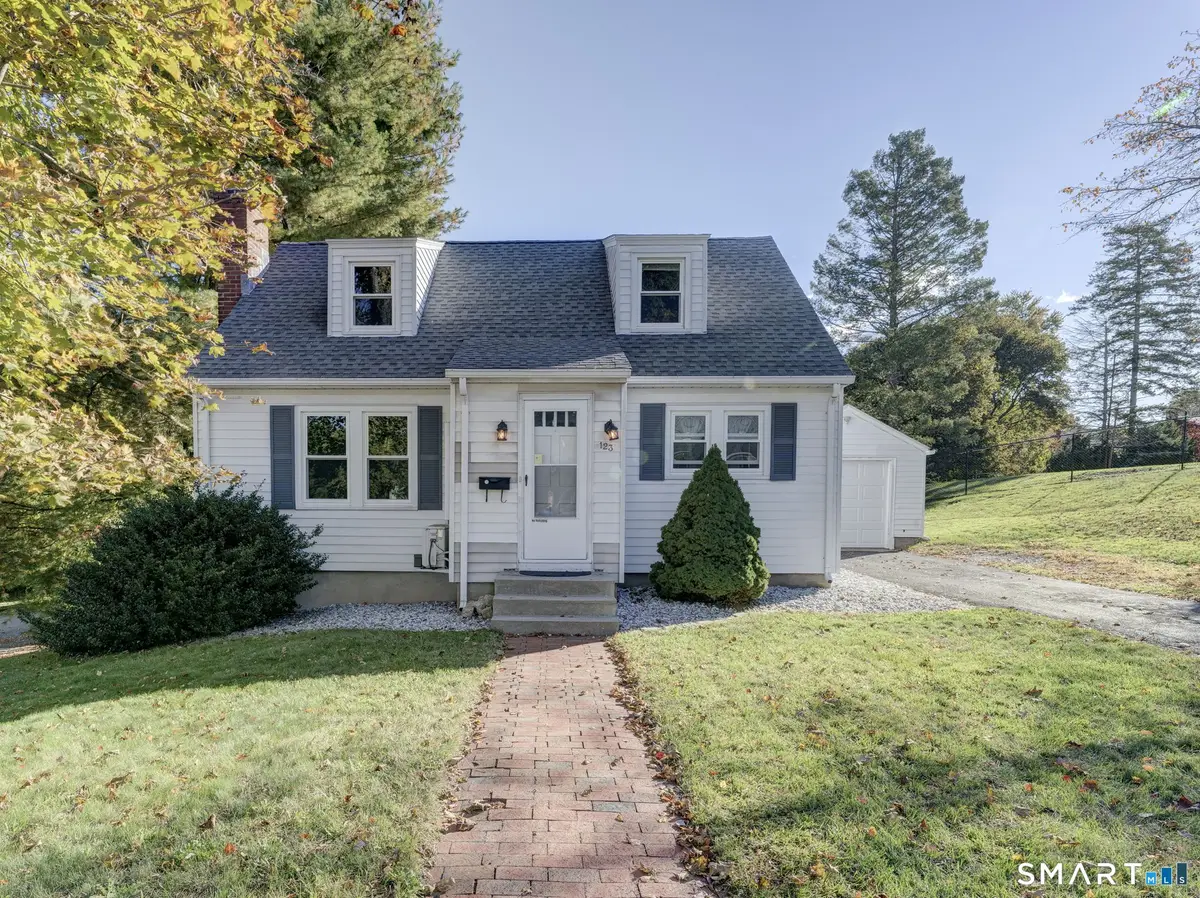 123 Glenwood Street, Manchester, CT 06040 - #1