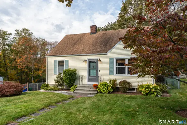 27 Soljer Drive, Waterford, CT 06385