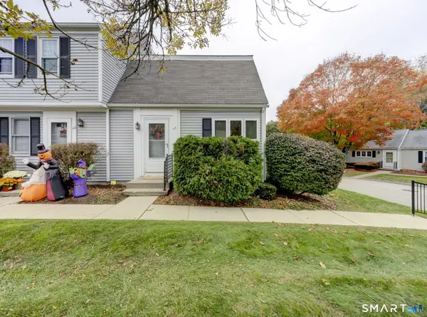 43 Constitution Square #43, Mansfield, CT 06250