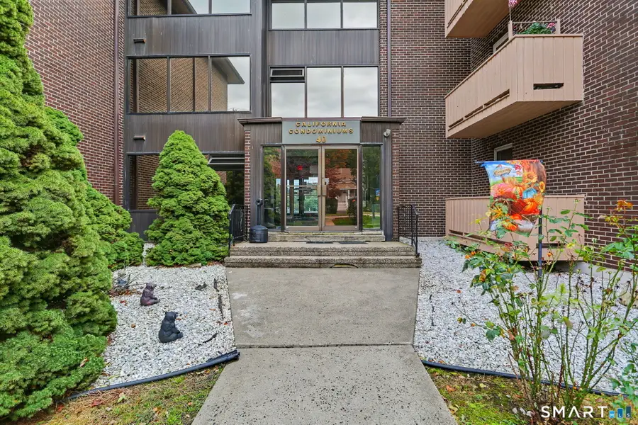 40 California Street #C11, Stratford, CT 06615 - #2