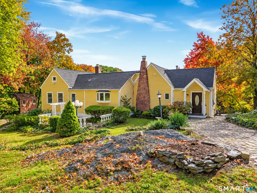 211 Phipps Drive, West Haven, CT 06516 - #2