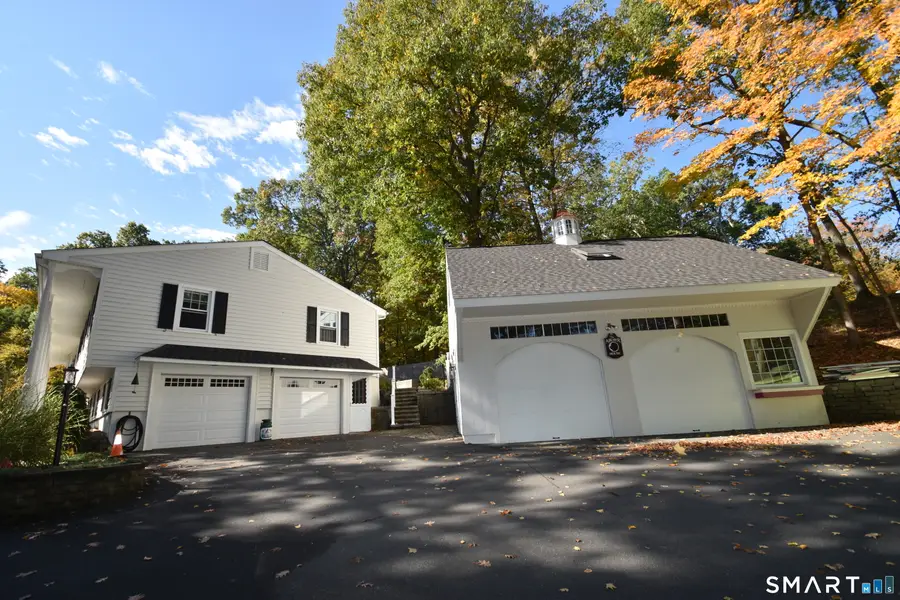 726 William St Extension, Portland, CT 06480 - #2