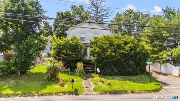 2 Nooks Hill Road, Cromwell, CT 06416