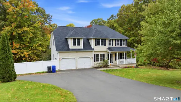 18 Tree Top Lane, East Windsor, CT 06016