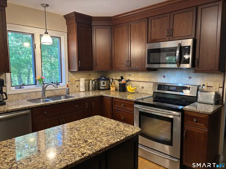 8 Catbird Lane, East Lyme, CT 06333 - #3