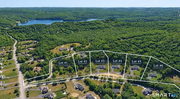 237-3 Upper Pattagansett Road, East Lyme, CT 06333