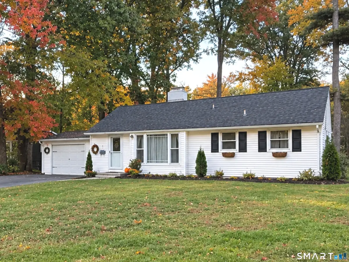 12 Walker Lane, Bloomfield, CT 06002 - #1