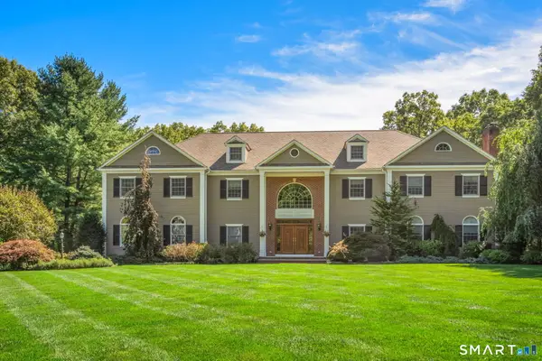 15 Adirondack Trail, Easton, CT 06612