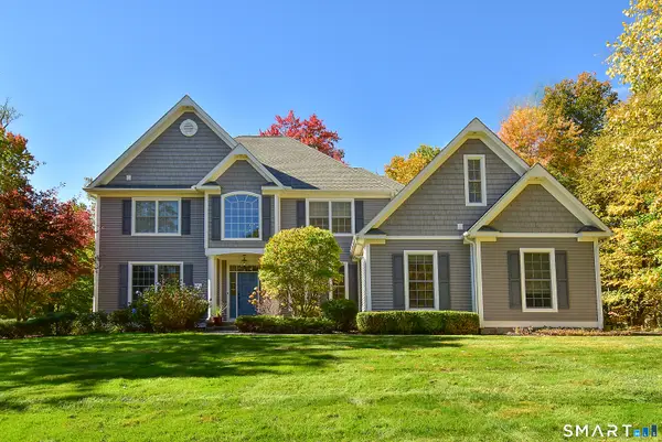 1 Kings Grant Road, Burlington, CT 06013