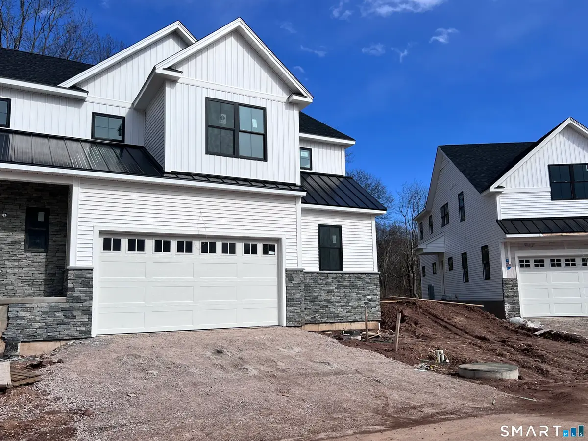 26 Village Circle #26, Guilford, CT 06437 - #1