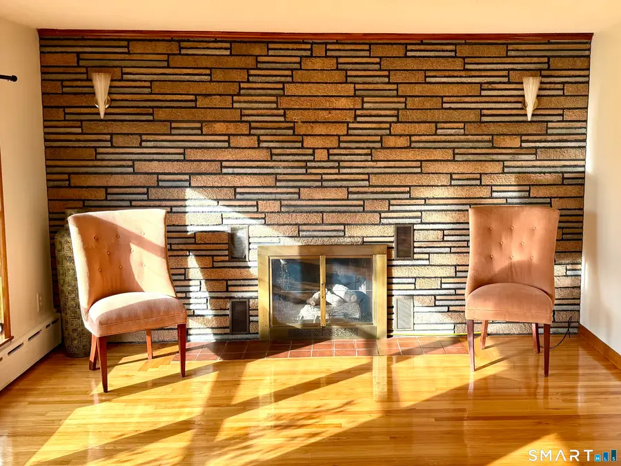 7 June Avenue South, Thompson, CT 06277 - #3