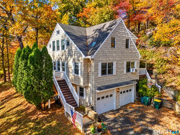 52 Buckingham Road, Seymour, CT 06483