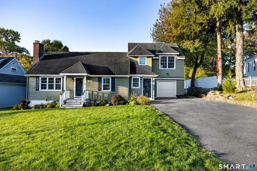 125 University Drive, Fairfield, CT 06824 - #3