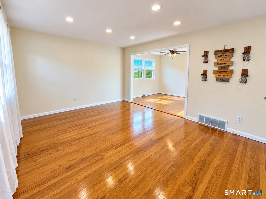 108 Harding Avenue, West Haven, CT 06516 - #3
